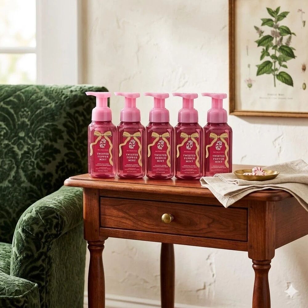 Bath & Body Works Twisted Peppermint Foaming Hand Soap 8.75 oz Lot of 5
